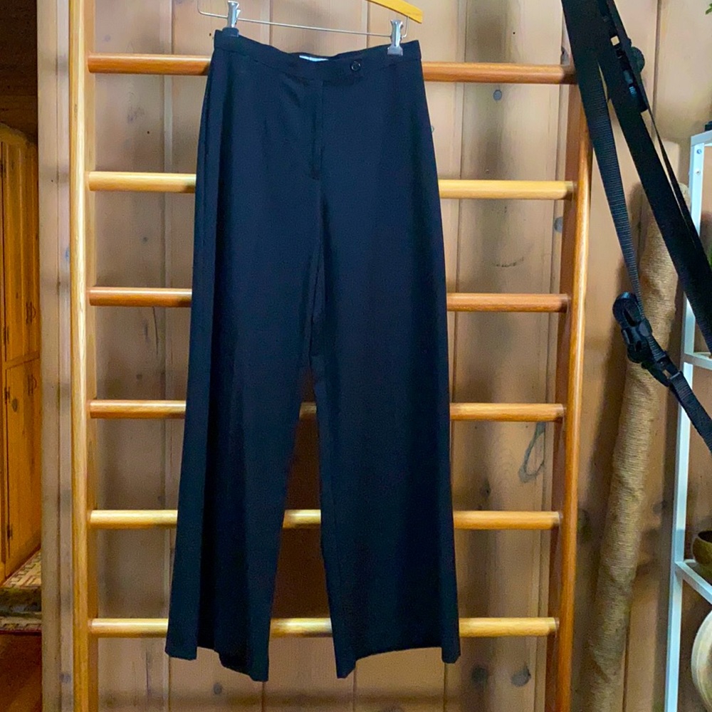 Wide-leg black slack women’s size 4